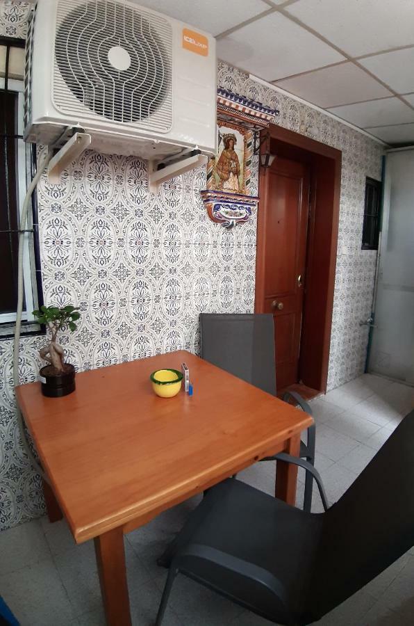 Fresh & Clean Room Sevilla Εξωτερικό φωτογραφία